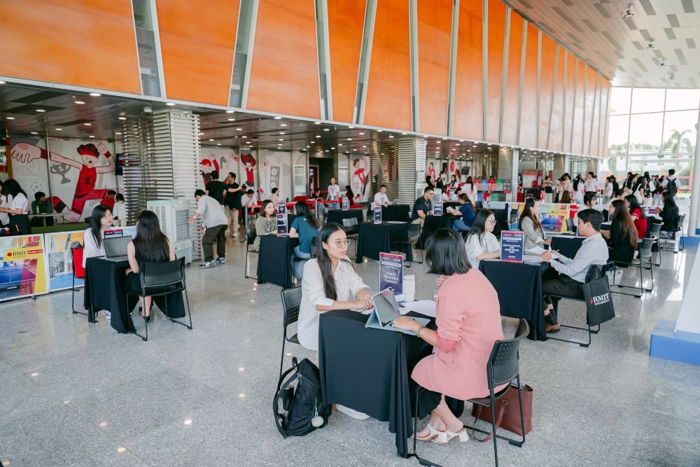 RMIT students taking part in one-to-one mock interviews during Careers Festival 2026